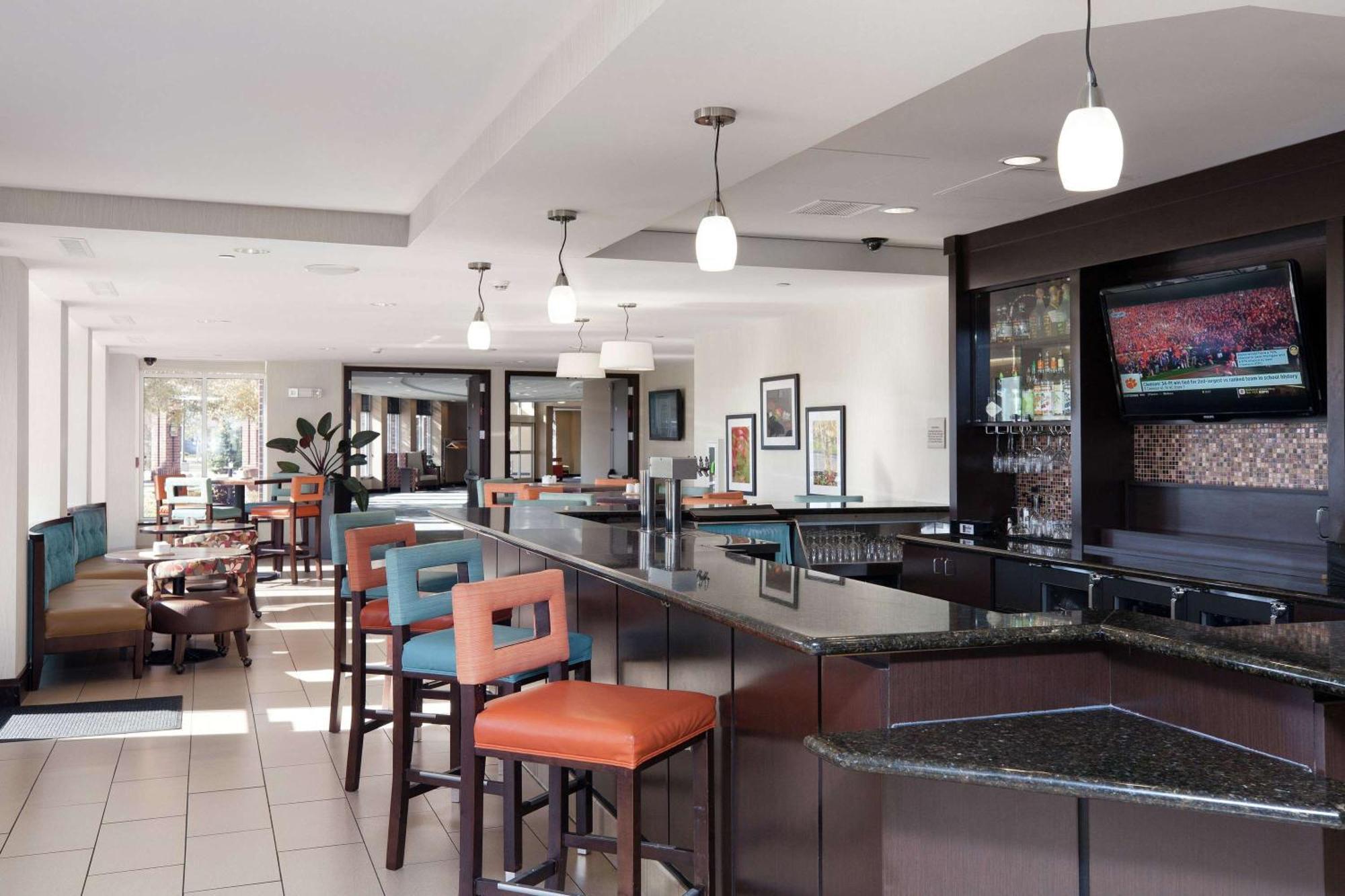 Hilton Garden Inn Fargo Exterior foto