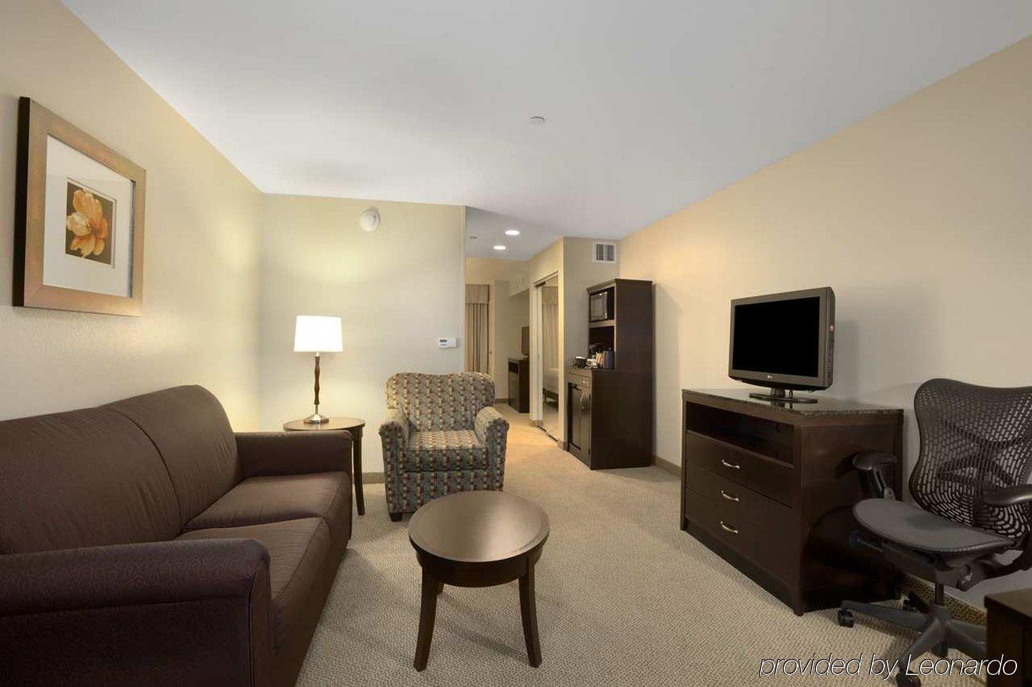 Hilton Garden Inn Fargo Exterior foto